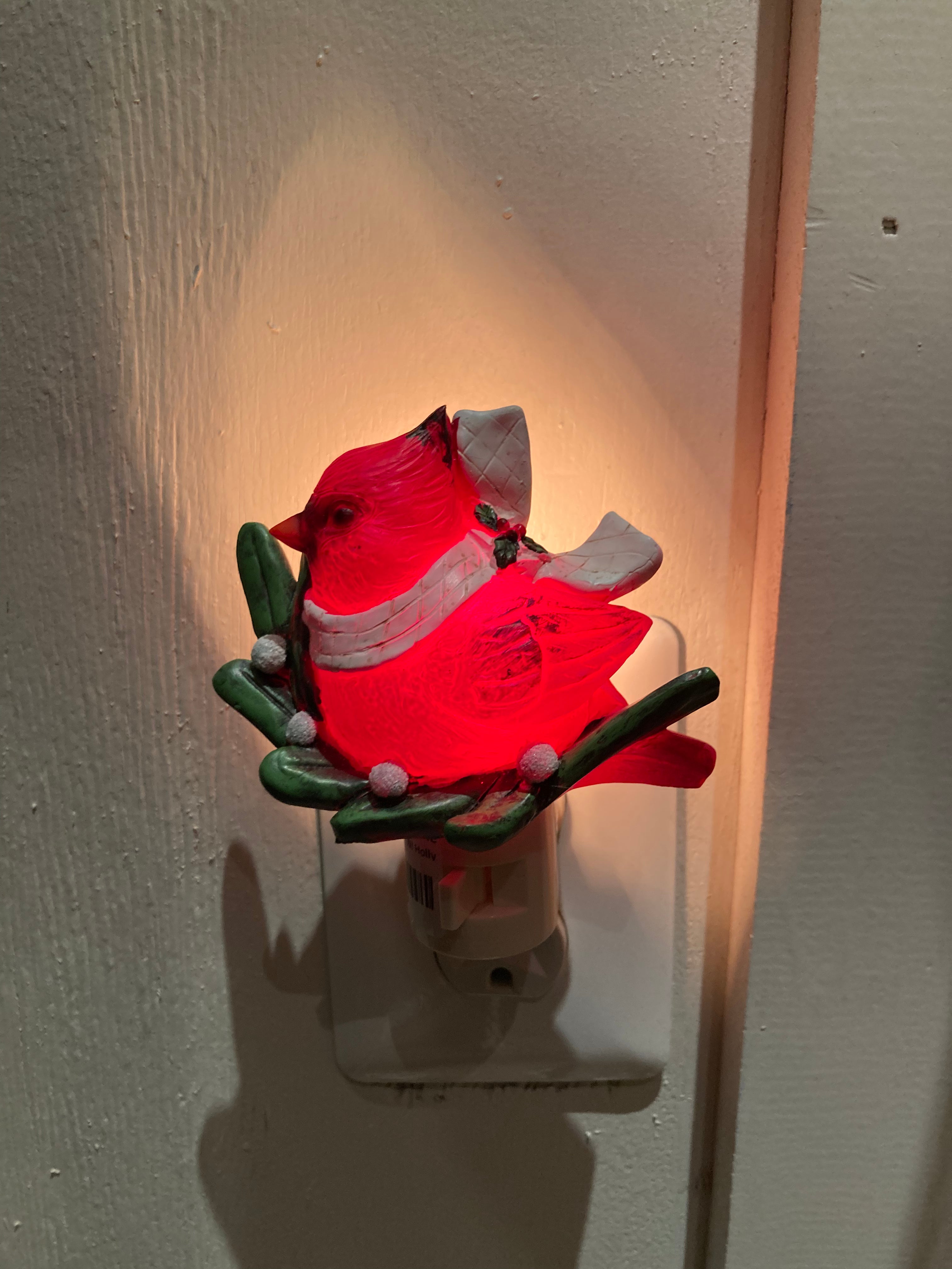 Cardinal Night Light w/ Holly