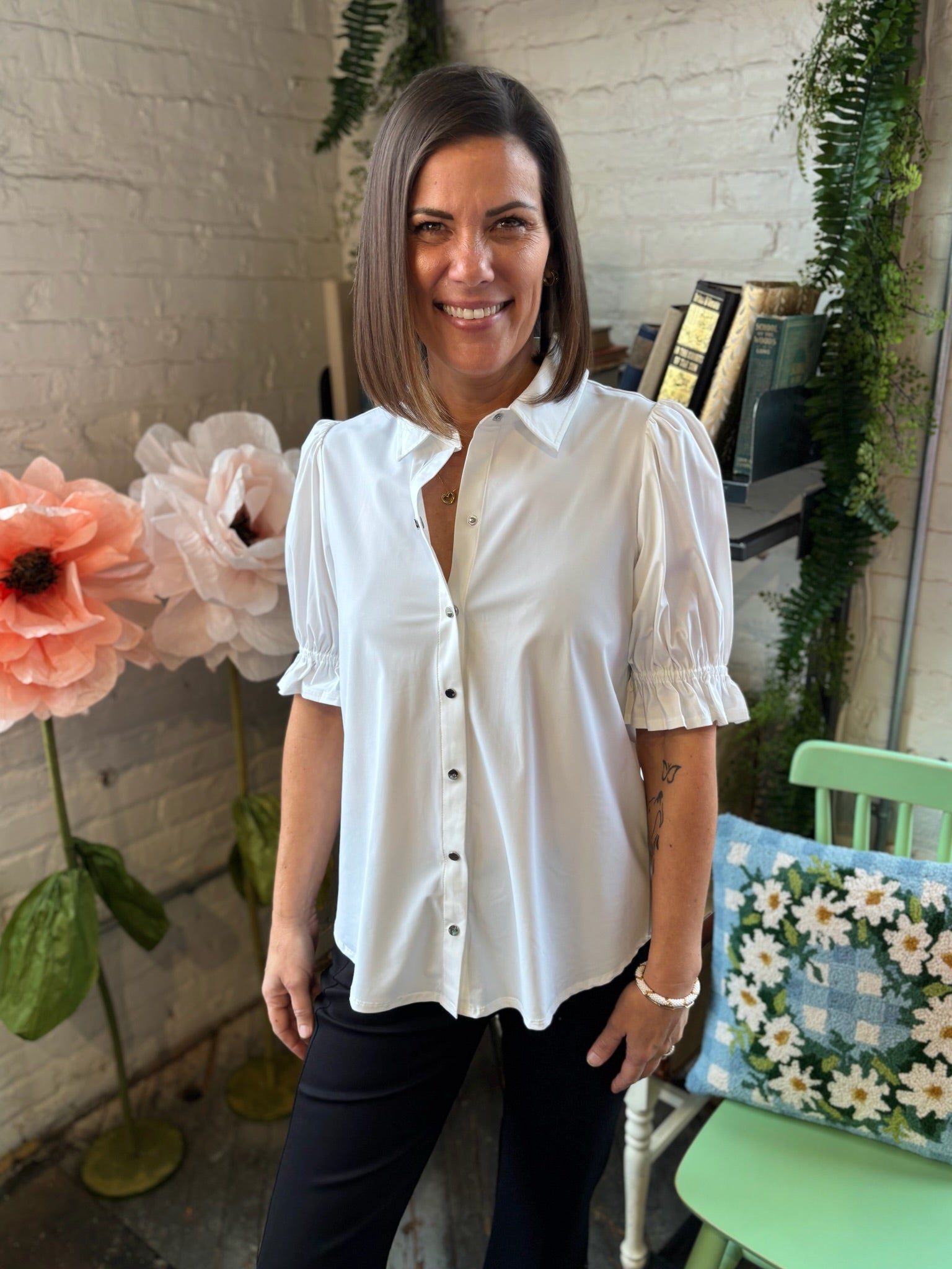 [Liverpool] Elise Puff Sleeve Snap Front Top