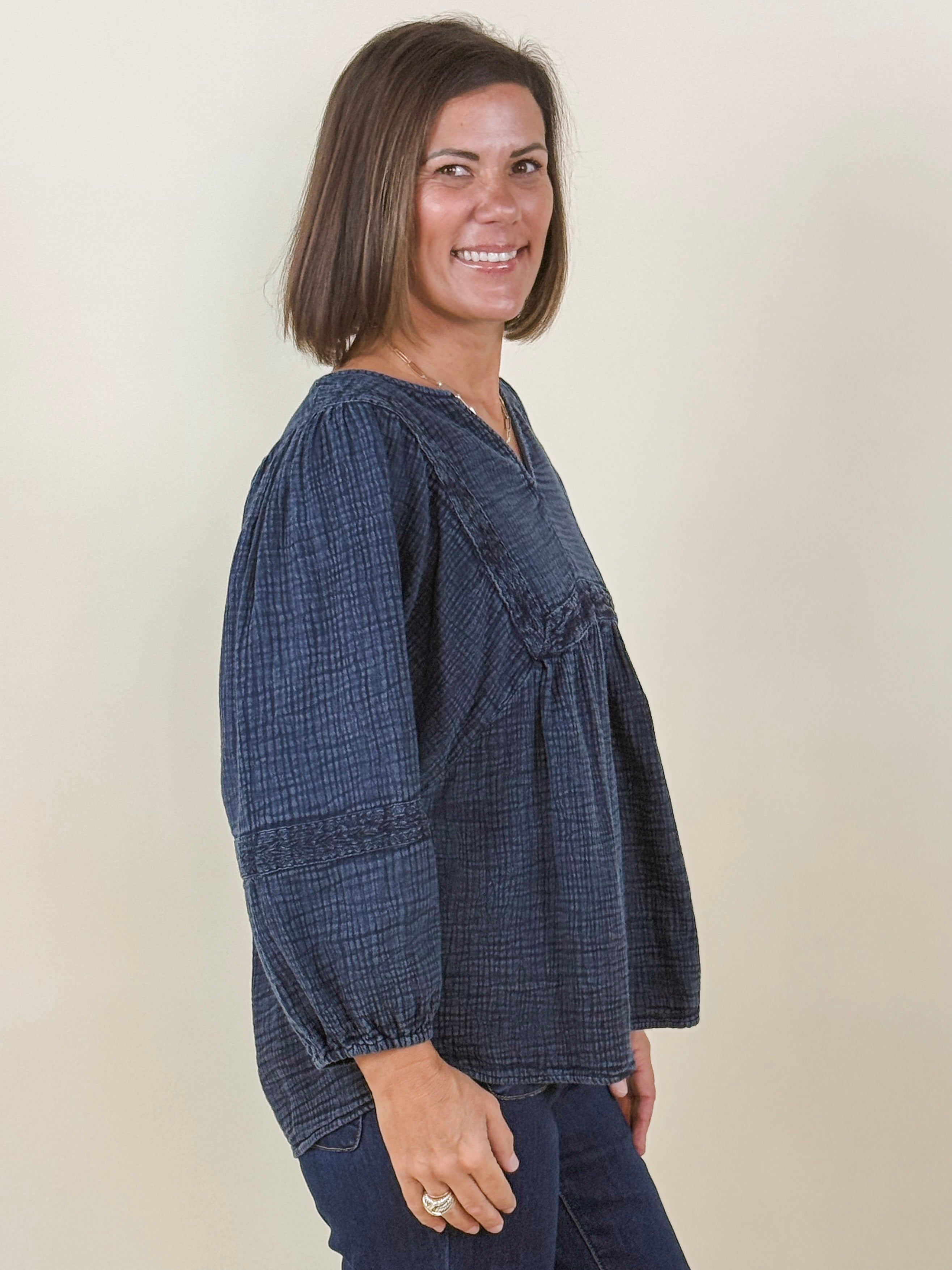 [TRIBAL] Ema Embroidered Wide Sleeve Popover Blouse