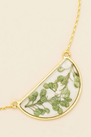 Pressed Flower Necklace - Green Peppergrass/Gold