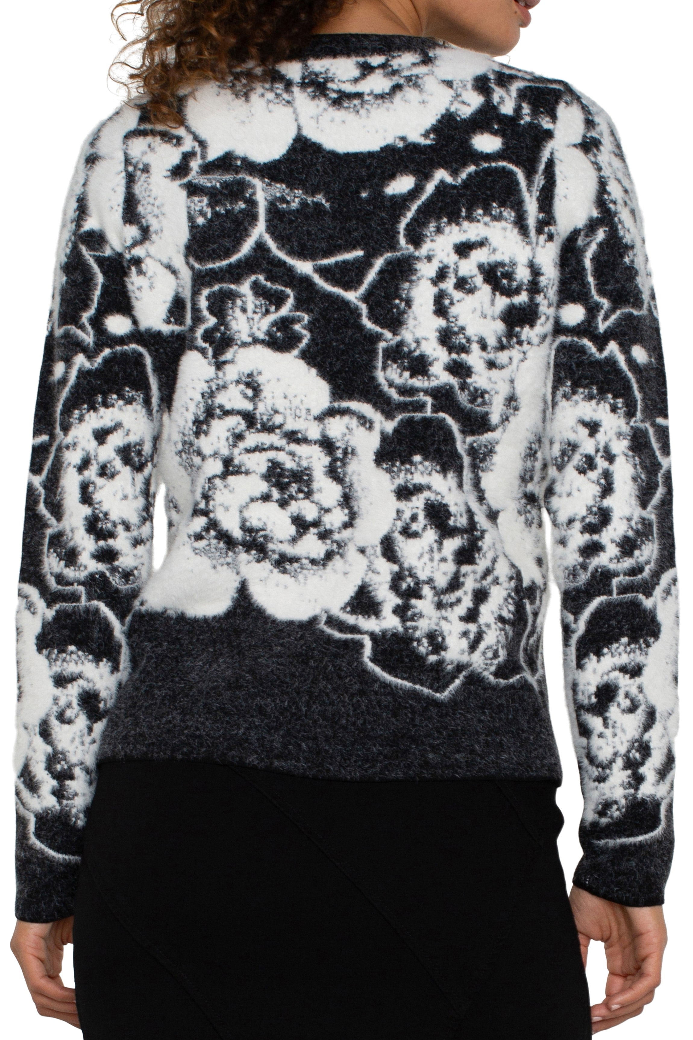 [Liverpool] Long Sleeve Crew Neck Flower Sweater