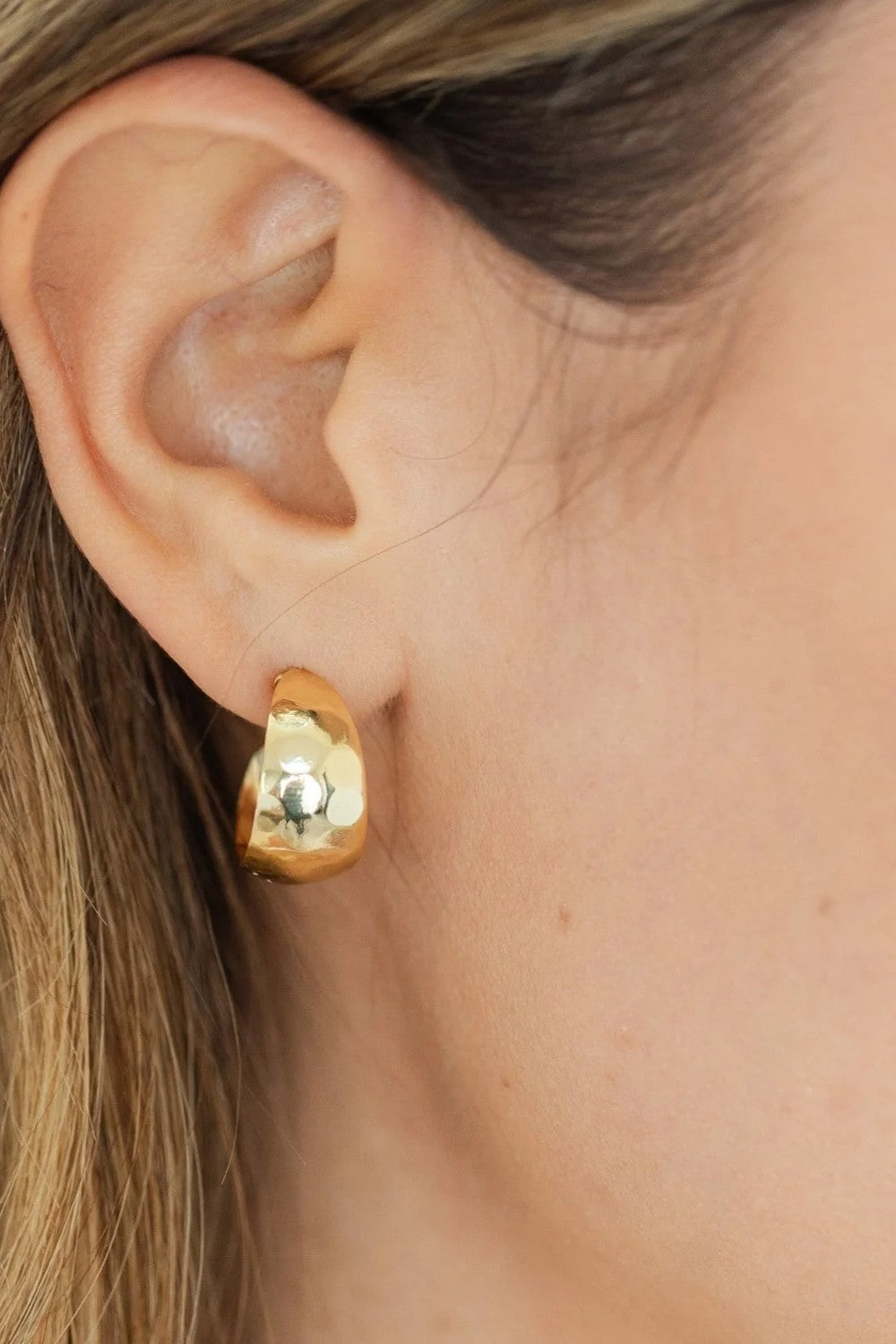 Small Rounded Trending Hoops