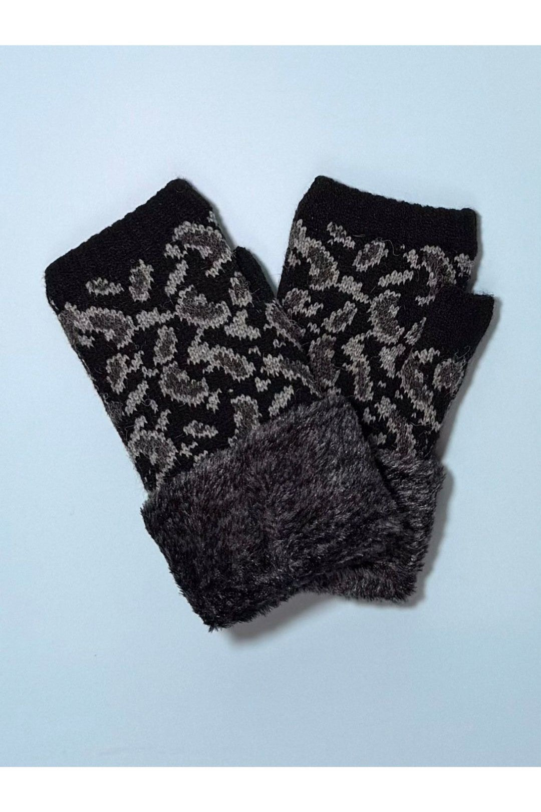 Leopard Pattern Faux Fur Fingerless Gloves