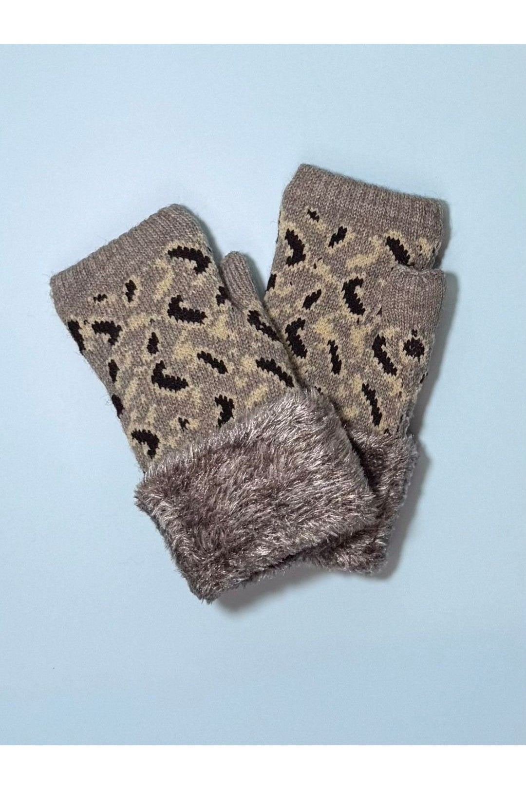 Leopard Pattern Faux Fur Fingerless Gloves